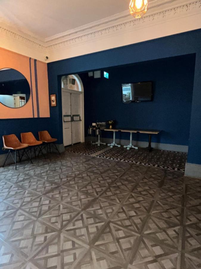 The Blue Piano Guesthouse Бирмингем Экстерьер фото